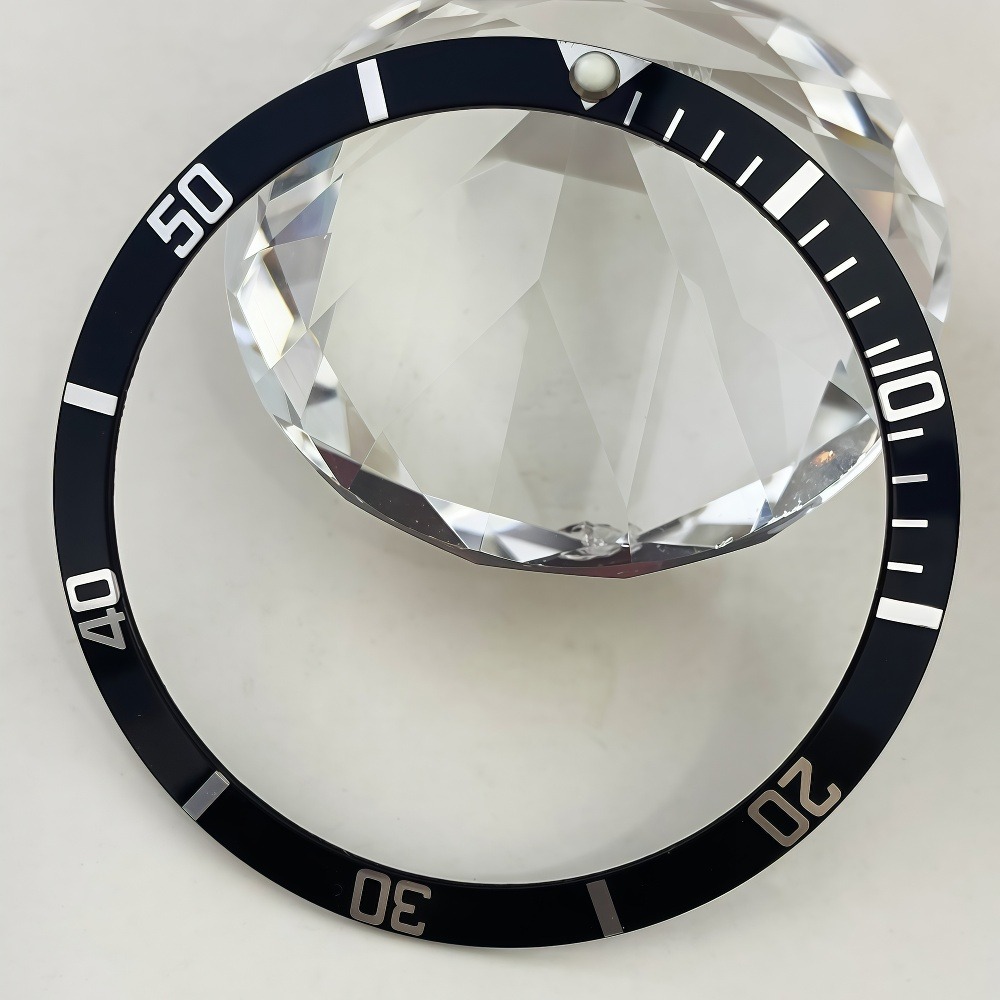 Retro 36.5mm Bezel Aluminium L - Reel Case recensie en prijs