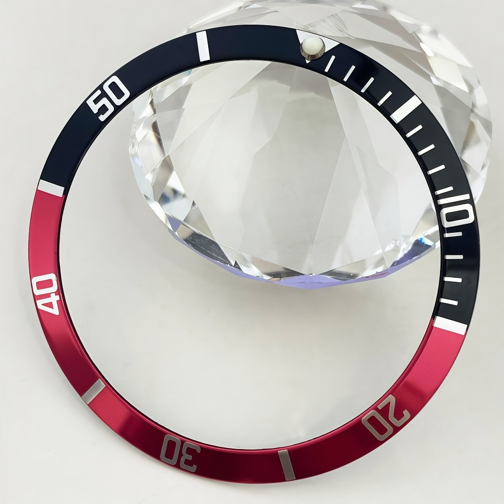 Retro 36.5mm Bezel Aluminium L - Reel Case recensie en prijs